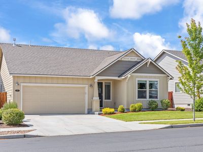 2378 SW Metolius Ave