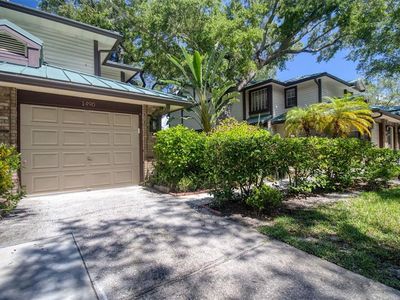 1490 MAHOGANY LANE #706