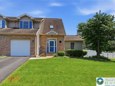 220 Melissa Dr