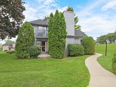 736 Glen Way