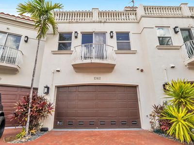 1362 Bayview Drive