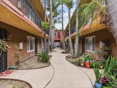 3215 44th St Unit 9