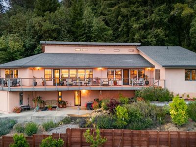 1081 Avocado Rd