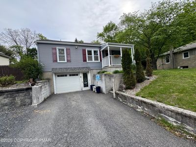 105 Periwinkle Ln
