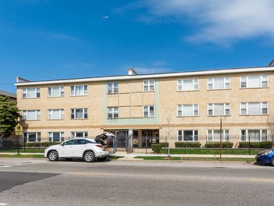 2636 W Foster Ave APT 204