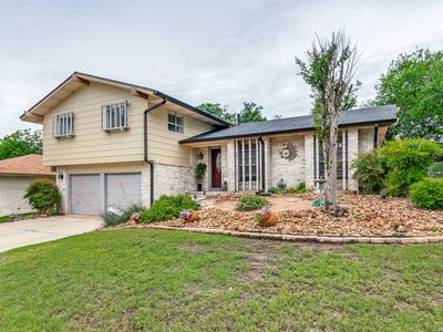 5927 Forest RDG