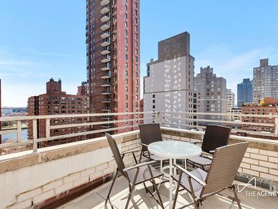 525 E 82nd St Unit Phc
