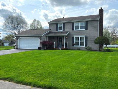 Property at 21 Rolling Meadow Dr N, Hilton, NY