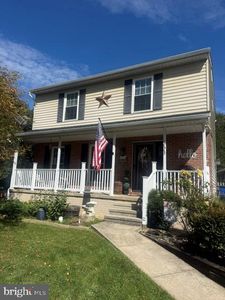 553 Crossbridge Dr