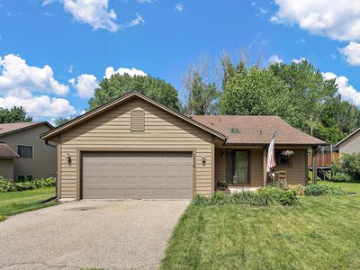 Property at 7775 Grinnell Way, Lakeville, MN
