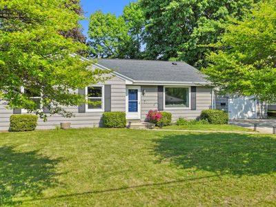 401 Bader St