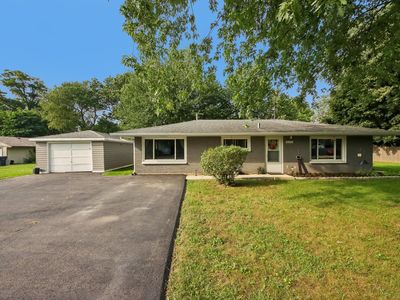 10290 W Waldo Ave