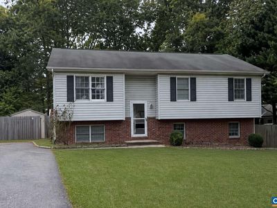 17 Ashton Dr