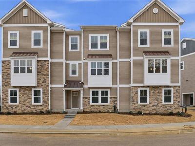 4301 Abercorn Dr #103