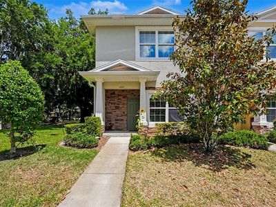 1112 Hillhurst Dr