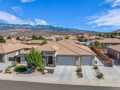 2696 W 235 N