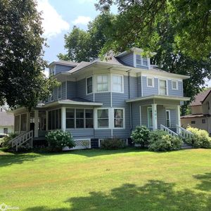 501 Walnut St