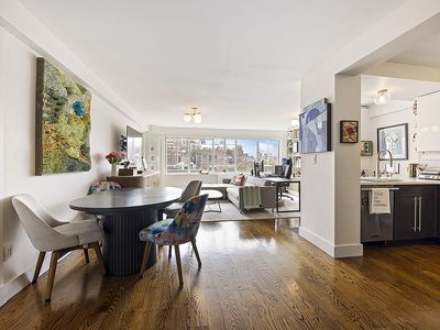 15 W 12th St APT 9E