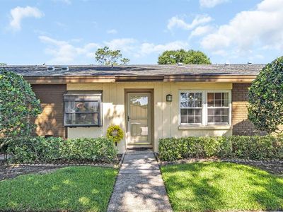 860 Maclaren Dr N APT B