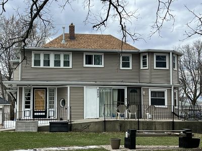 4689 North 19th STREET