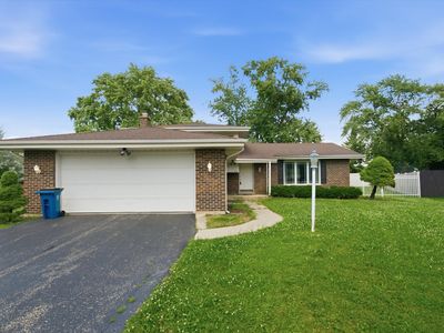 819 River Forest Ct
