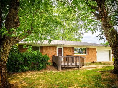 99 Newstedt Ave