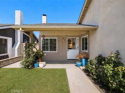 21155 Larchmont Dr