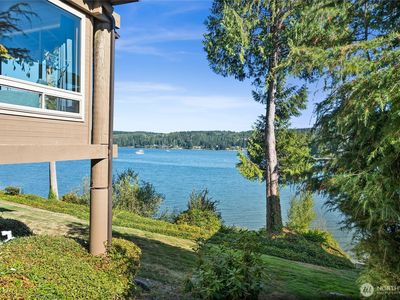 221 North Bay Lane #2