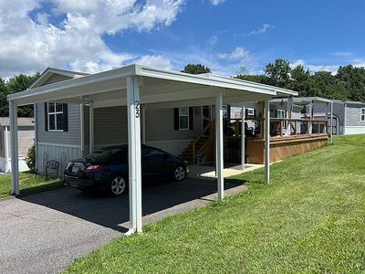 23 Mountain Range Rd