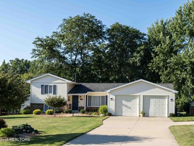 6252 N River Hwy