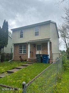 1341 Gordon St