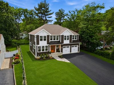 21 Valemont Way