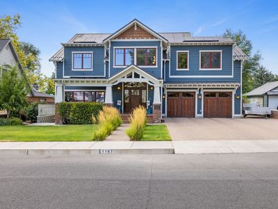 1167 E Briar Ave