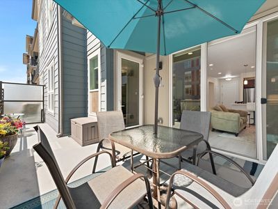 4961 Main Street #517