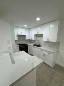 1101 W Macarthur Blvd Unit 301