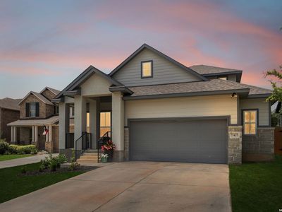 1425 Escarpment