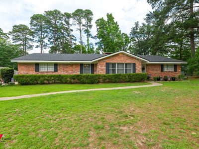 606 Wesley Ave