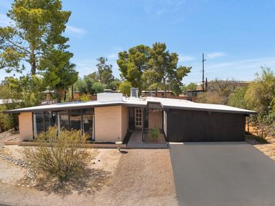 8740 E Dexter Dr