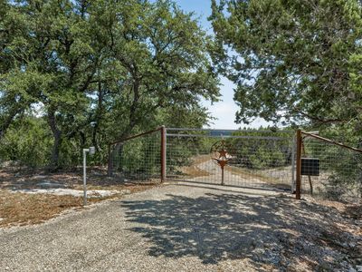 109 ROLLING VIEW DR