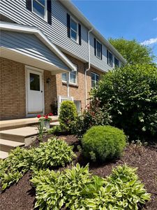 6437 Sterling Cir