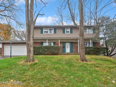 3433 Woodridge Dr