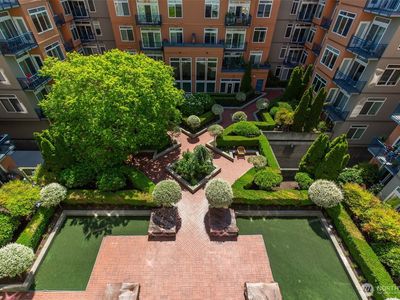 2415 2nd Avenue #449