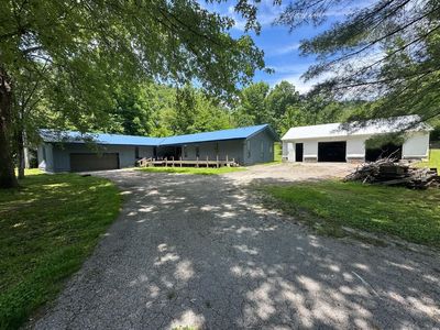 49 Moores Creek Rd