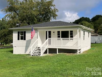 Property at 640 Hawthorne St, Hudson, NC