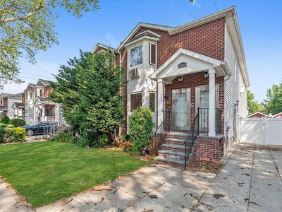93-29 91st Ave