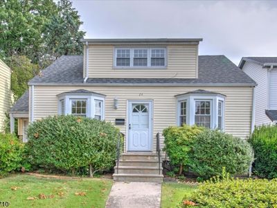 24 Clover St
