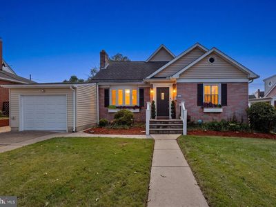545 Forest View Rd
