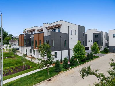 602 Southgate Ave #B