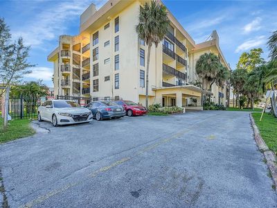 650 NE 149th St APT 406A