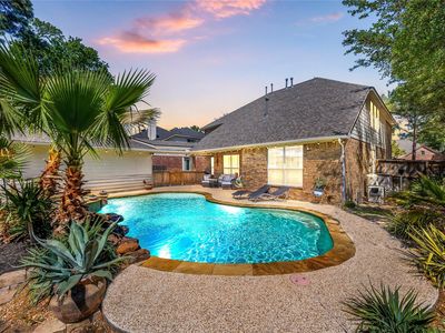 17422 Ebeys Landing Ln